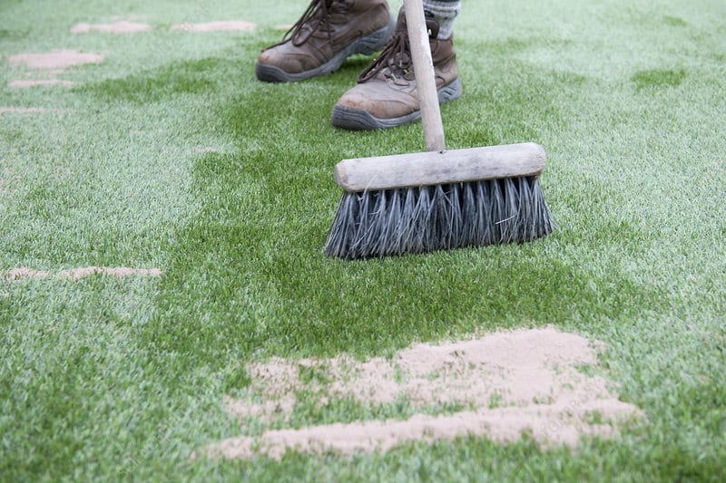 Arena de Sílice en Césped Artificial: Consejos Prácticos